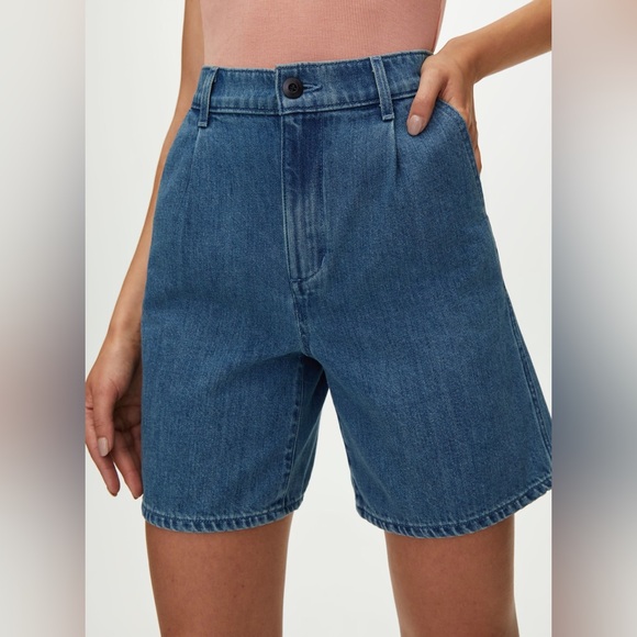 ARITZIA DENIM SHORT - Picture 2 of 6